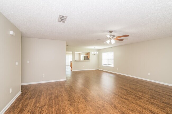 13564 Ashford Wood Ct E in Jacksonville, FL - Building Photo - Building Photo