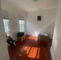 104 Sciarappa St, Unit 2 in Cambridge, MA - Building Photo
