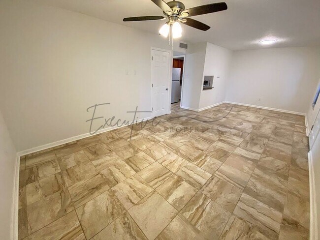 4343 Canal St in Lake Charles, LA - Building Photo - Building Photo