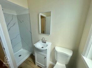 1911 E 25th St in Oakland, CA - Building Photo - Building Photo