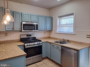 846 Haws Ave in Norristown, PA - Building Photo - Building Photo
