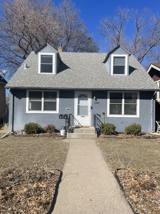 1747 Blair Ave in St. Paul, MN - Foto de edificio