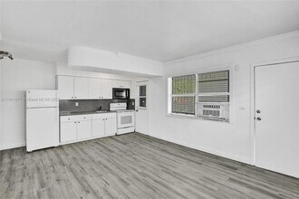 7520 NE Miami Ct in Miami, FL - Building Photo - Building Photo