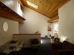 6533 El Nido Ln in Goleta, CA - Building Photo - Interior Photo