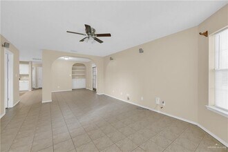 12 Kokopelli Dr in Edinburg, TX - Building Photo - Building Photo