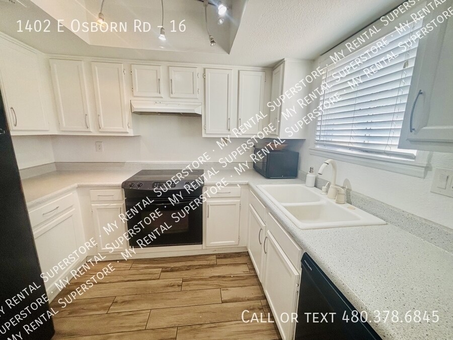 1402 E Osborn Rd in Phoenix, AZ - Building Photo