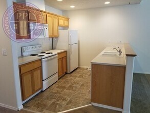 38981 Cascadia Village Dr in Sandy, OR - Building Photo - Building Photo