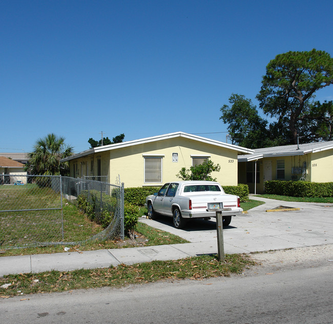 533-535 NW 13th Ave in Fort Lauderdale, FL - Building Photo - Building Photo