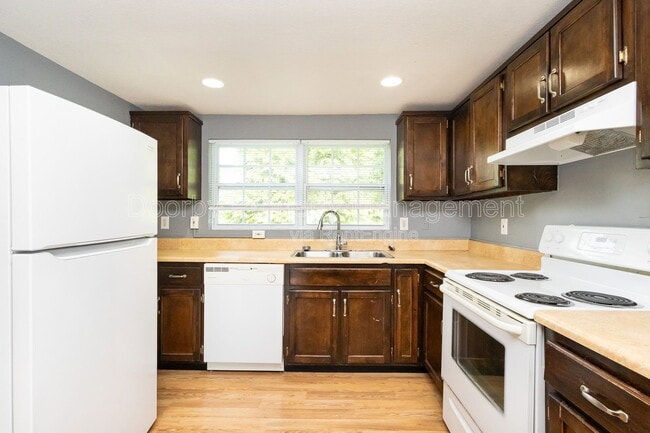 1707 Kirby Ave