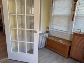 26 Parkside Dr in Jericho, NY - Building Photo - Building Photo