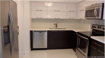 1450 Brickell Bay Dr-Unit -1905 in Miami, FL - Building Photo