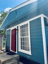 711 W 35th St in Austin, TX - Building Photo