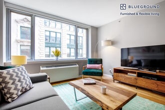 120 W 21st St in New York, NY - Building Photo - Building Photo