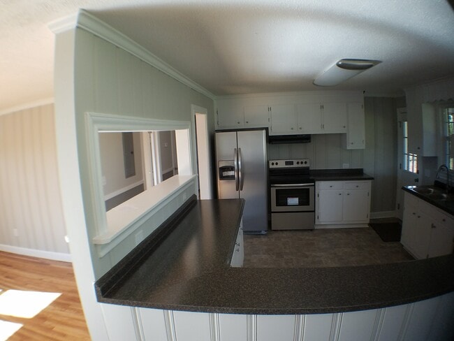 245 Hood Rd in Greenville, SC - Building Photo - Building Photo