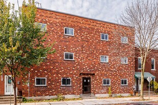 3991 Gertrude Rue in Verdun, QC - Building Photo