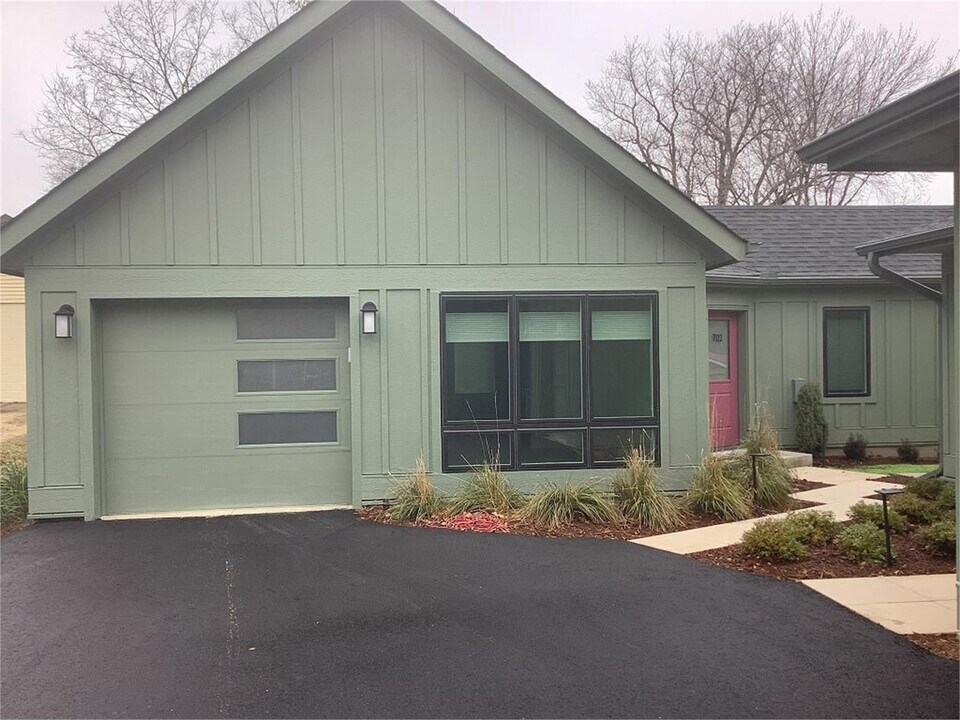 702 Union St in Northfield, MN - Building Photo