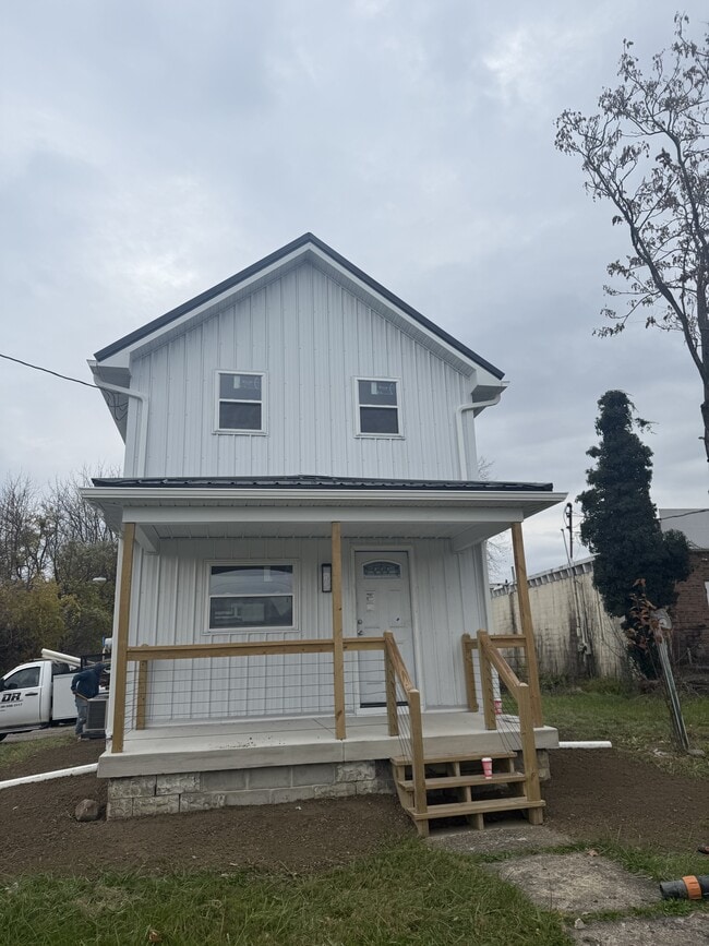 14 Evans St in Niles, OH - Building Photo - Building Photo