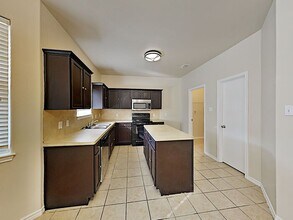 3910 Annemasse St in Corpus Christi, TX - Building Photo - Building Photo