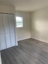 2035 Jefferson St in Hollywood, FL - Building Photo - Building Photo