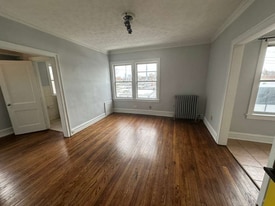 8302 Lake Ave in Cleveland, OH - Building Photo