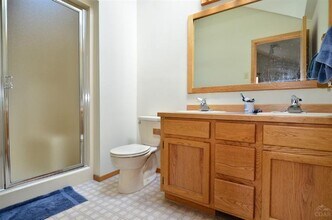 6 Beech Ln in Sunriver, OR - Building Photo - Building Photo