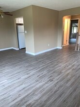 61035 11 Mile Rd, Unit 2-5 in South Lyon, MI - Building Photo - Building Photo