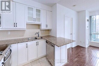 60 Byng Ave in Toronto, ON - Building Photo - Building Photo