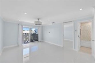3220 Bayview Dr, Unit 302 in Fort Lauderdale, FL - Building Photo - Building Photo