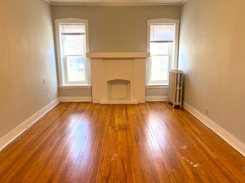 6540 N Lakewood Ave, Unit 6530-8 in Chicago, IL - Building Photo