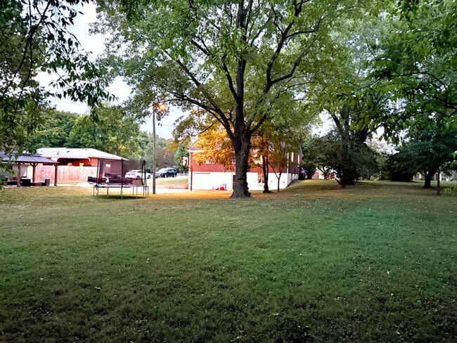 214 Donelson Hills Dr in Nashville, TN - Building Photo - Building Photo