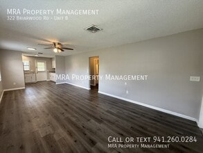 322 Briarwood Rd in Venice, FL - Building Photo - Building Photo