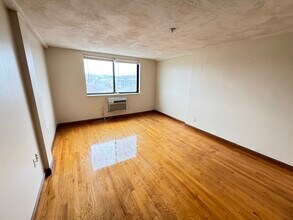 1114 Commonwealth Ave, Unit 603 in Boston, MA - Building Photo - Building Photo