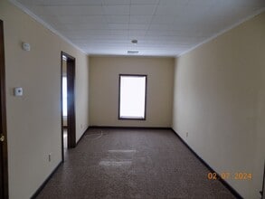 402 W 5th St in Elmira, NY - Building Photo - Building Photo