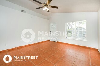 9751 Red Clover Ave, Unit 115 in Orlando, FL - Building Photo - Building Photo