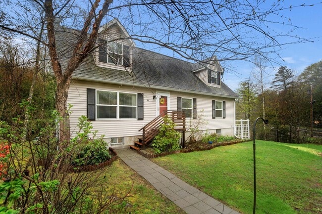 368 Chesham Rd in Harrisville, NH - Building Photo - Building Photo