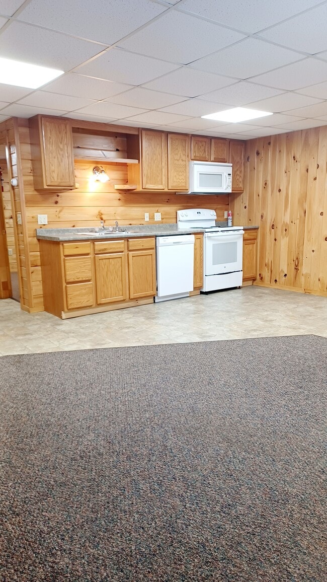 32 Stagecoach Rd, Unit 32B in Unity, ME - Foto de edificio - Building Photo