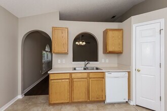 11426 Ivy Flower Loop in Riverview, FL - Building Photo - Building Photo