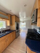 1626 Redesdale Ave in Los Angeles, CA - Building Photo - Building Photo