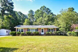 7517 Kisco Dr in Fayetteville, NC - Building Photo