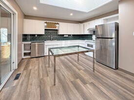 1517-1544 44 St SE in Calgary, AB - Building Photo