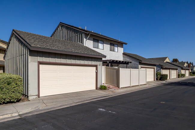 Pepperwood Village in Anaheim, CA - Building Photo - Building Photo