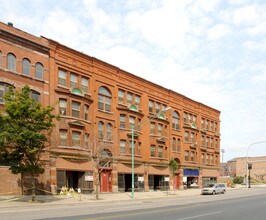 Red Jacket Flats in Buffalo, NY - Building Photo - Building Photo
