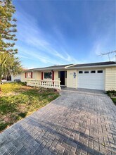 3924 Headsail Dr in New Port Richey, FL - Building Photo - Building Photo
