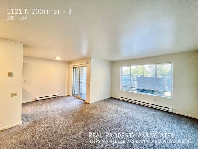 1121 N 200th St-Unit -3 in Shoreline, WA - Building Photo - Building Photo