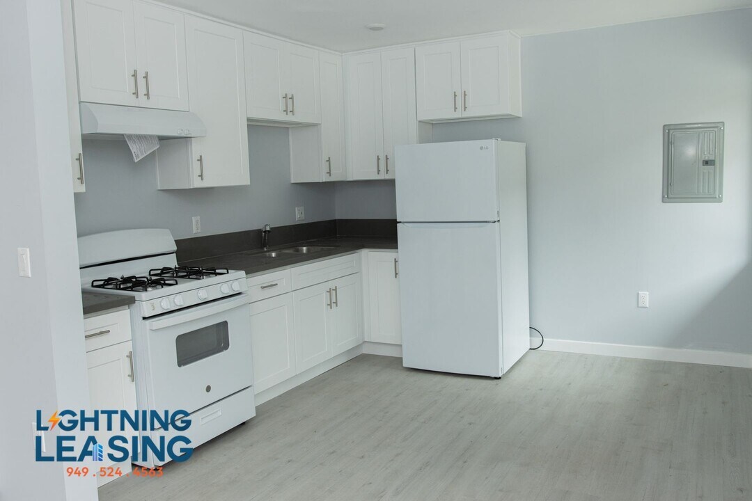 3841 Gibraltar Ave in Los Angeles, CA - Building Photo