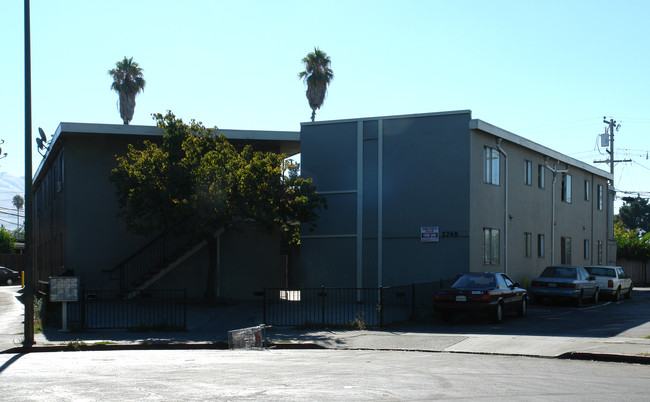 2748 Kollmar Dr in San Jose, CA - Building Photo - Building Photo