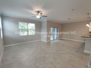 23300 Willow Glen Way in Lutz, FL - Building Photo - Building Photo