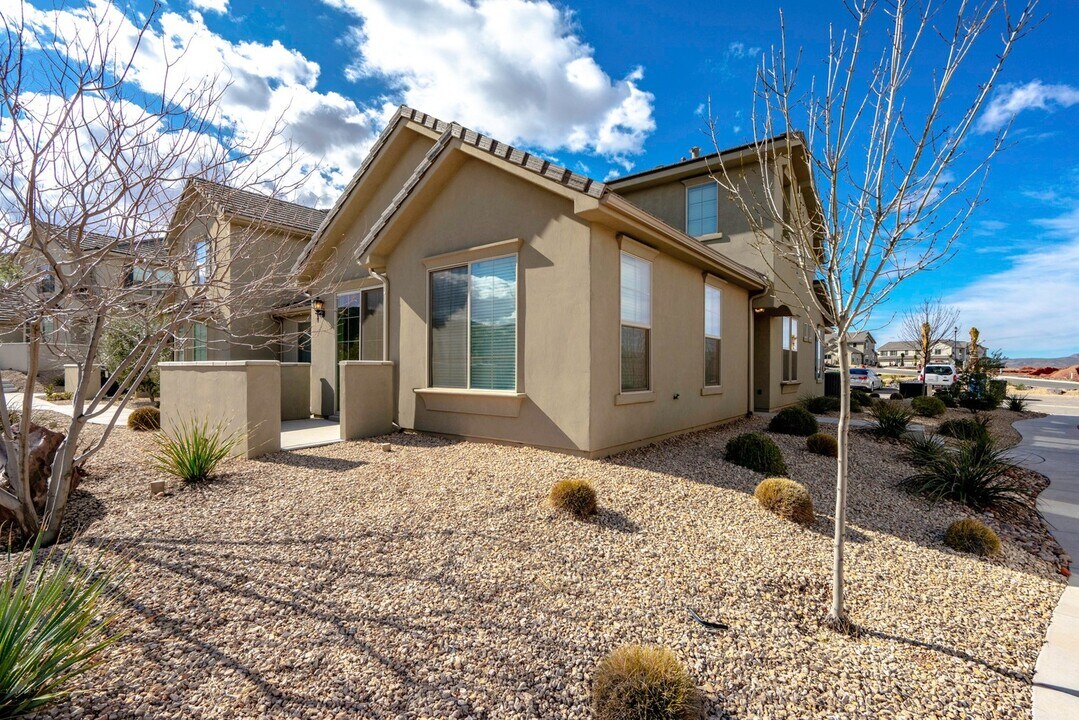 3617 S Atlanta Ln in Saint George, UT - Building Photo