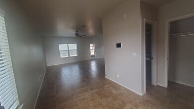 14213 North Point Ave in El Paso, TX - Building Photo - Building Photo