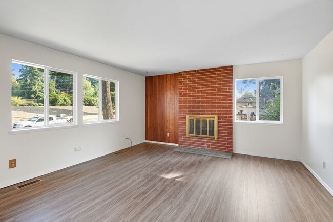 1719 147th Pl SE in Bellevue, WA - Building Photo - Building Photo